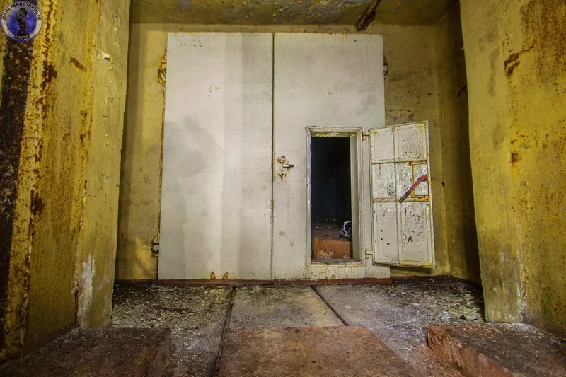 And the hill is not real: Once a secret abandoned storage of nuclear warheads Construction-160 - the USSR, Door, Abandoned, Bunker, Yandex Zen, Made in USSR, Longpost