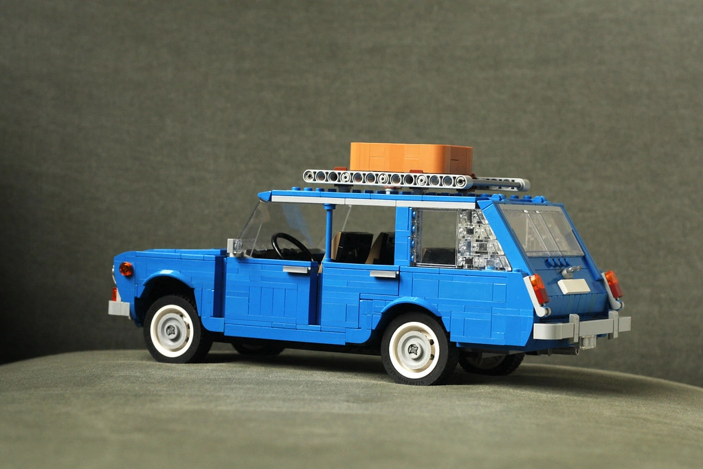 ВАЗ 2102 из Лего | Пикабу