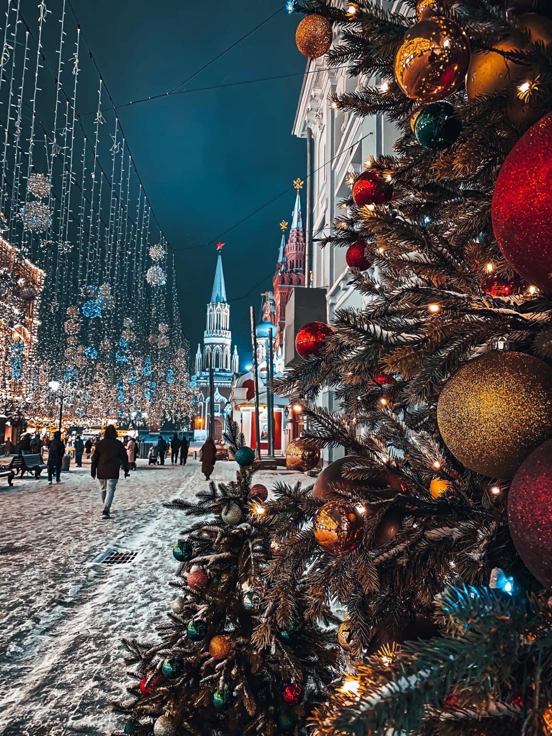 Moscow Holidays - Moscow, Capital, Holidays, The photo, Night, beauty, Christmas trees, Snow, Winter