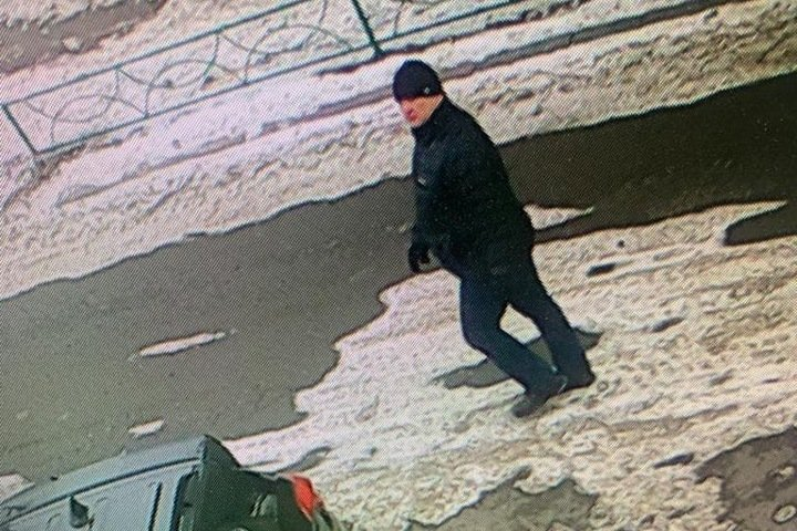 Krasnoyarsk security forces are looking for a man who abused a seven-year-old girl - Negative, Изнасилование, Children, Krasnoyarsk, Search