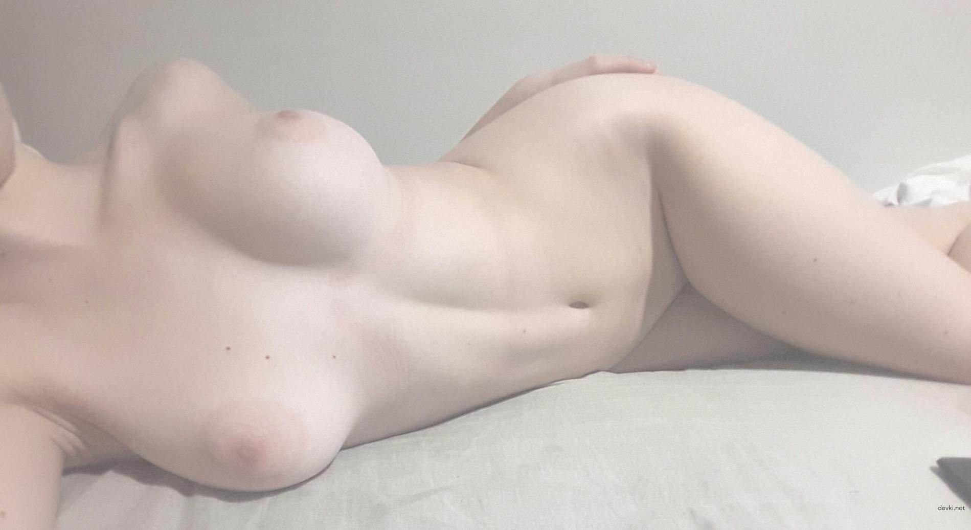A good 30 year old girl, a dream for any boy/man from 13 to 90 pt.03 - NSFW, Sexuality, Girls, Erotic, Boobs, Stomach, Legs, Good body, No face