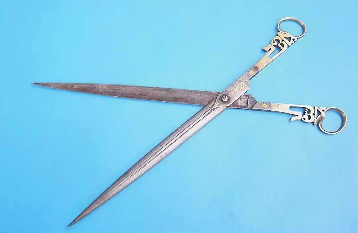 A few words about gypsies and gypsy scissors - My, Weapon, Story, Duel, Knife, Longpost