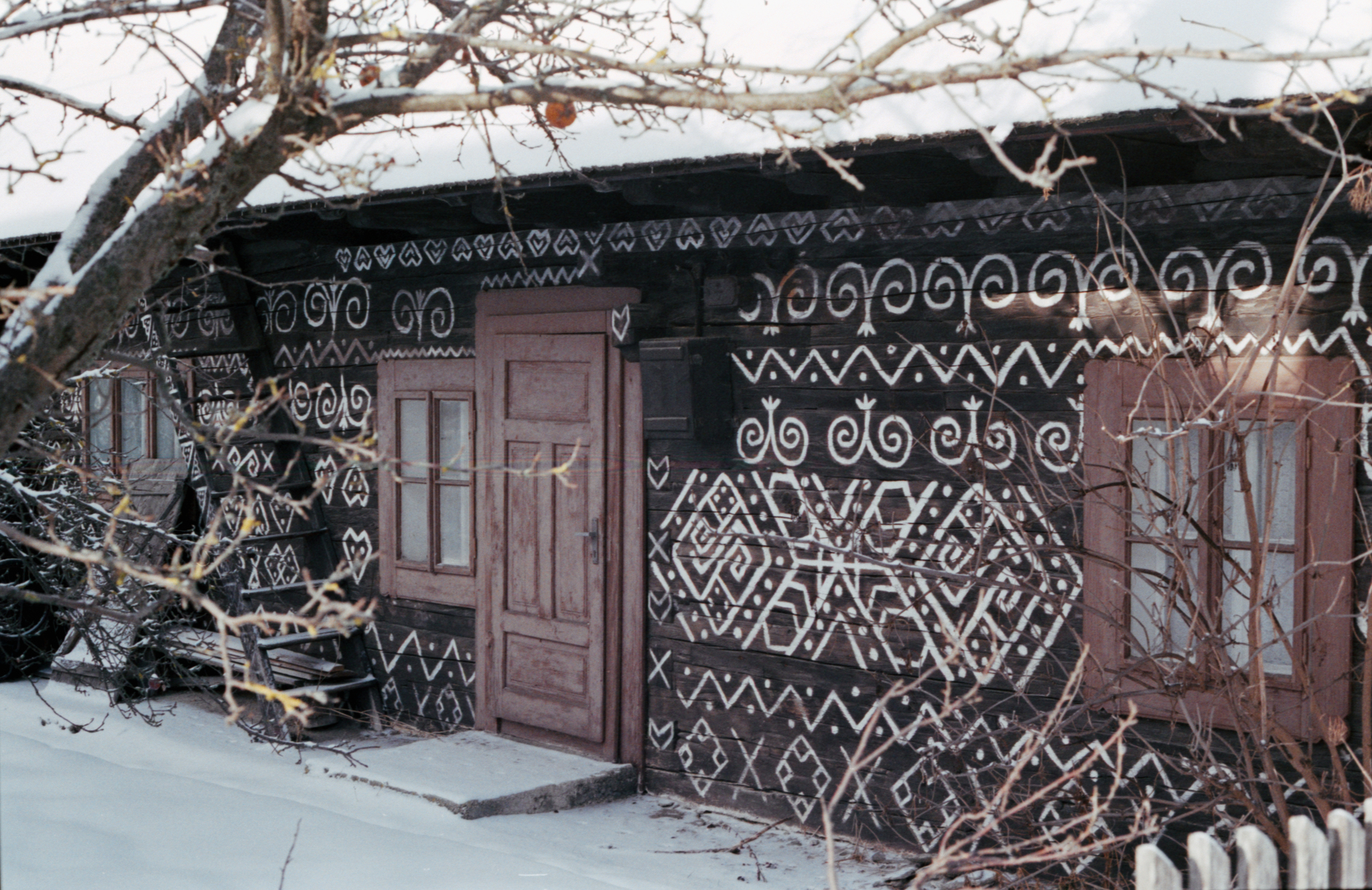 Slovak village of Cicmany - My, The photo, Snow, Film, Canon, Longpost