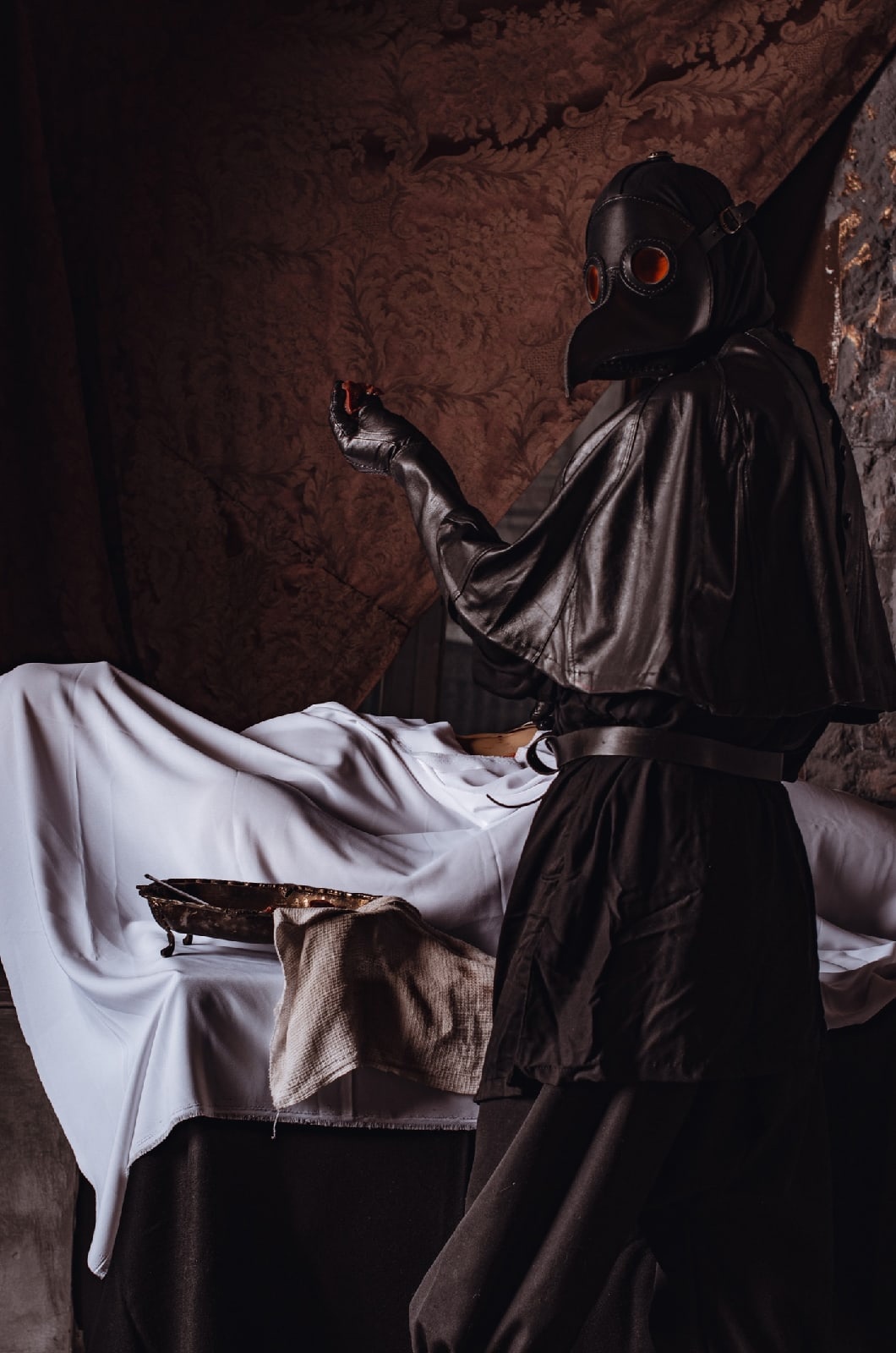 Autopsy Will Reveal - Plague Dr. Alex Russo - The photo, Cosplay, Mask, PHOTOSESSION, Professional shooting, Plague, Plague Doctor, Plague Doctor Mask, Cosplayers, Gothic, Models, Longpost, Pestilence, Blood, Beautiful, Body, Middle Ages, Suffering middle ages