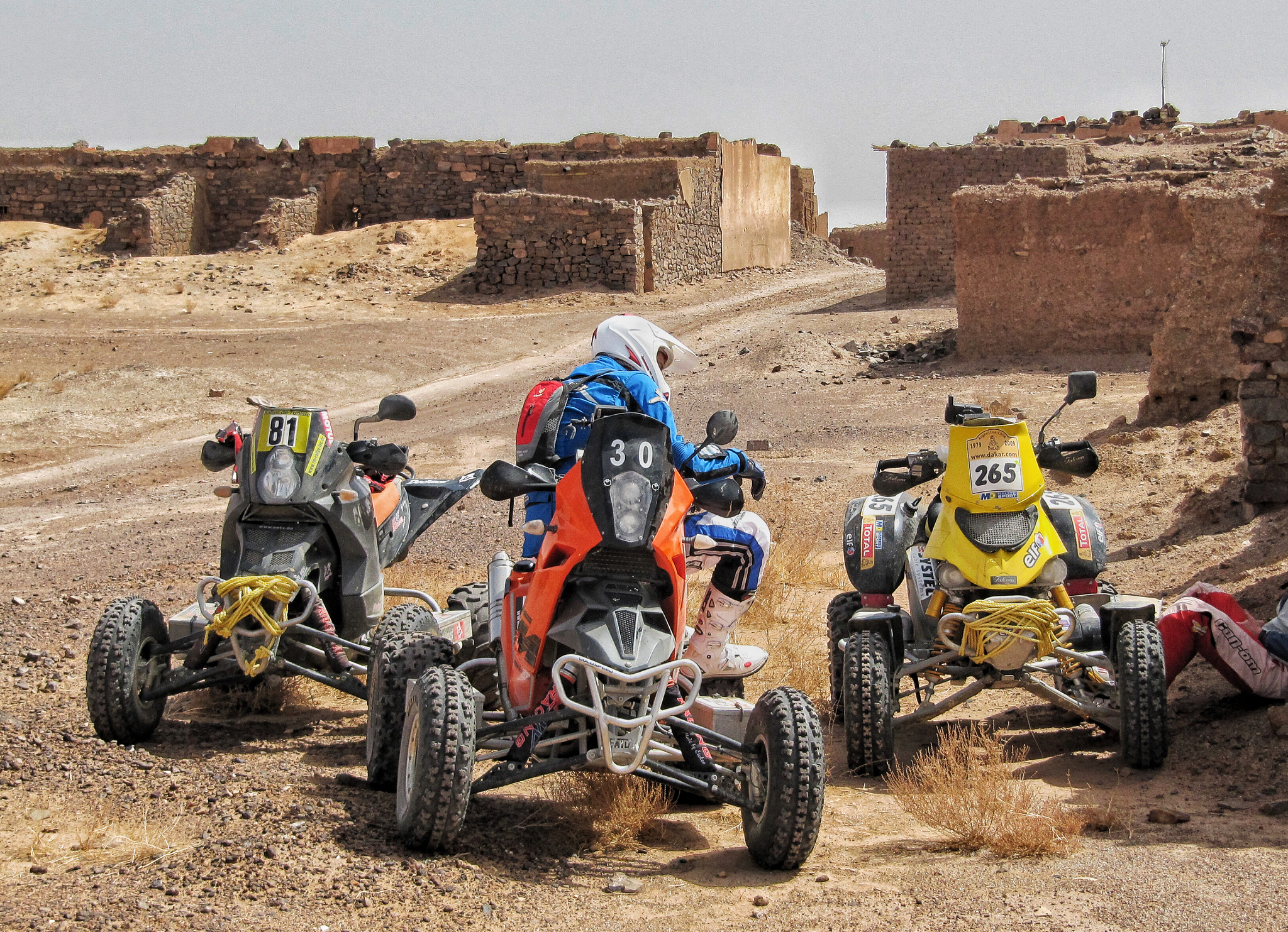 Only ears would reach the couch. Morocco. Stones - My, Africa, Morocco, Casablanca, Race, Desert, ATV, Travels, Adventures, A rock, Dune, Dunes, Memories, Travelers, Life stories, Story, Rally, Rally Raids, Longpost