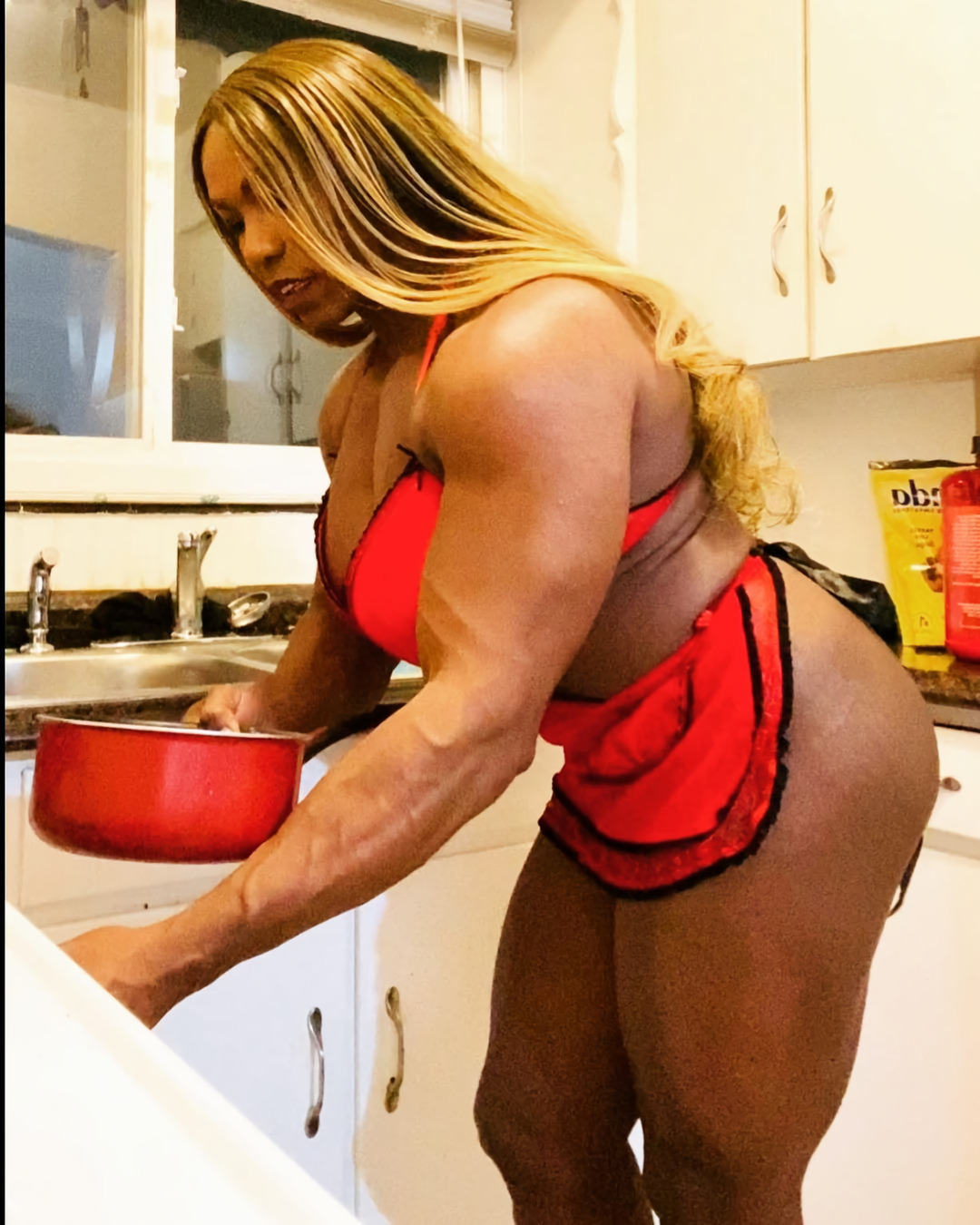 Carla Maria Bradley (@cida.01) - NSFW, Strong girl, Sleep-Sleep, Extreme muscles, Bodybuilders, Body-building, The photo, Girls, Video, Longpost, Carla Maria Bradley