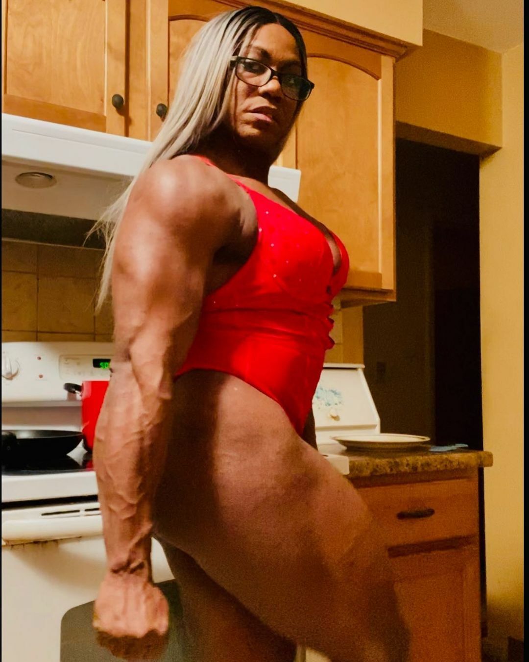 Carla Maria Bradley (@cida.01) - NSFW, Strong girl, Sleep-Sleep, Extreme muscles, Bodybuilders, Body-building, The photo, Girls, Video, Longpost, Carla Maria Bradley