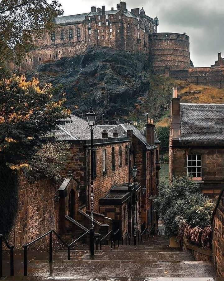 Edinburgh, a city taken from the Harry Potter books - Edinburgh, Color correction, Longpost