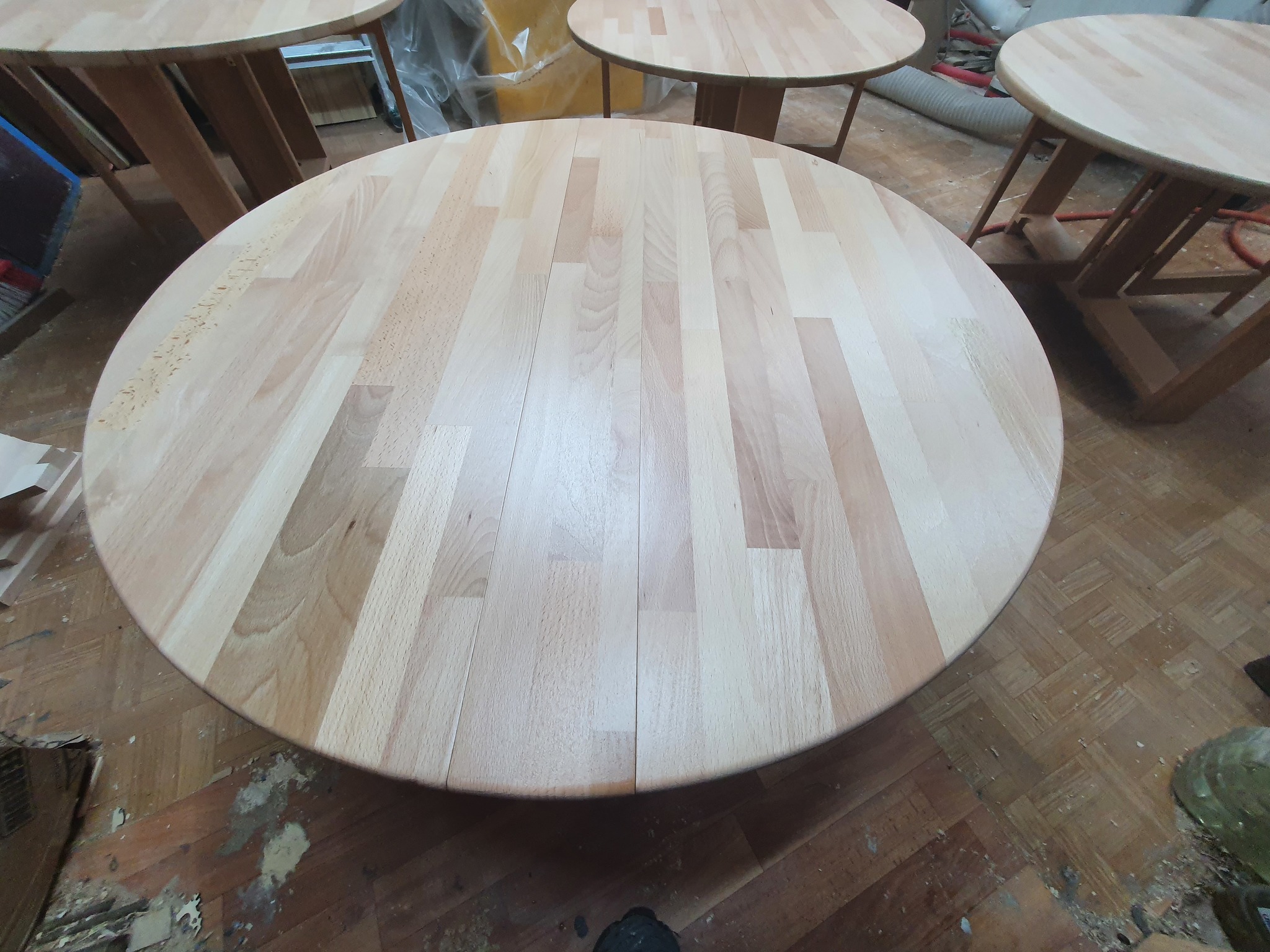 Круглый деревянный стол на кухню своими руками для дома и улицы: секреты опытных мастеров