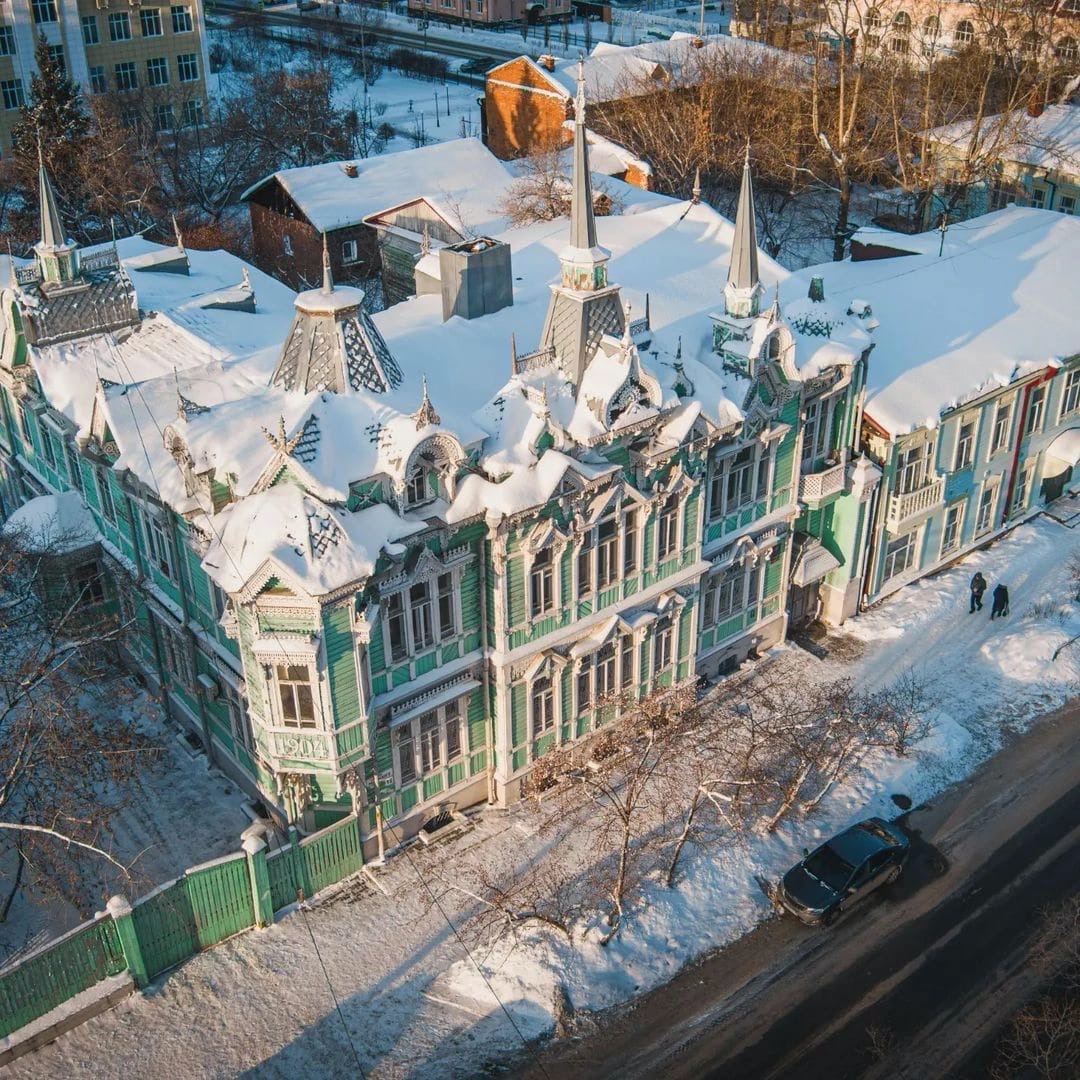 Tomsk Emerald Mansion - Tomsk, Siberia, Castle, Wooden architecture, Longpost