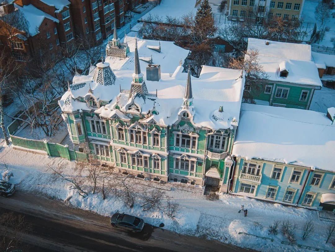 Tomsk Emerald Mansion - Tomsk, Siberia, Castle, Wooden architecture, Longpost