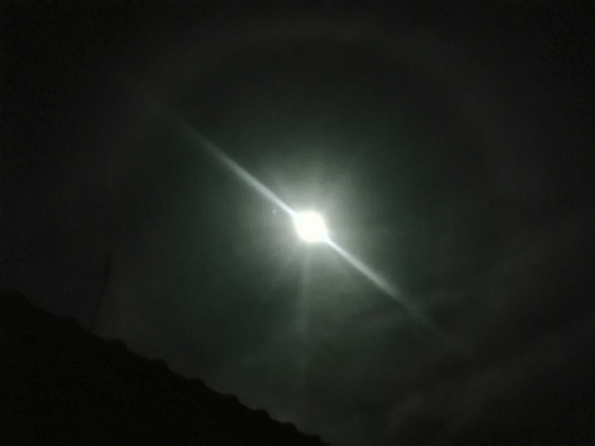 Lunar halo - My, moon, Halo, Natural phenomena, Longpost