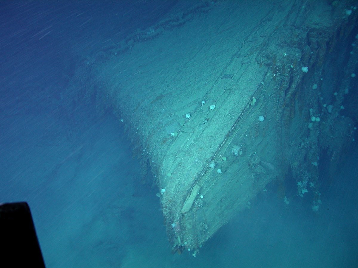 British battlecruiser HMS Hood at a depth of 2845 meters - My, Fleet, Naval battles, Underwater world, Atlantic Ocean, Cruiser, North Atlantic, The Second World War, Research, Interesting, Informative, Sunken ships, Hms Hood, Story, Bismarck, Prinz Eugen, Explosion, Memorial, Video, Longpost