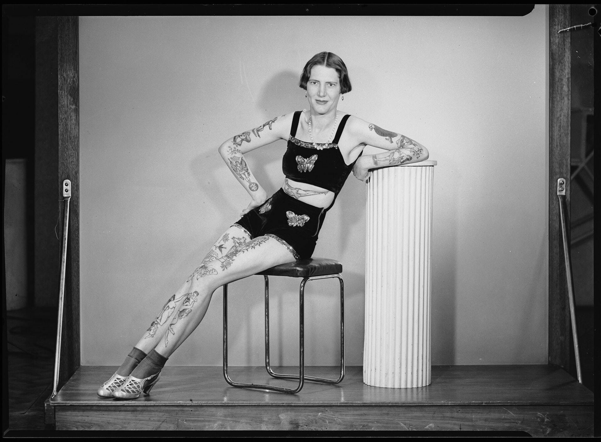 Partaks under stockings: shocking exoticism of the 20th century - Black and white photo, 20th century, Art, Tattoo, Longpost