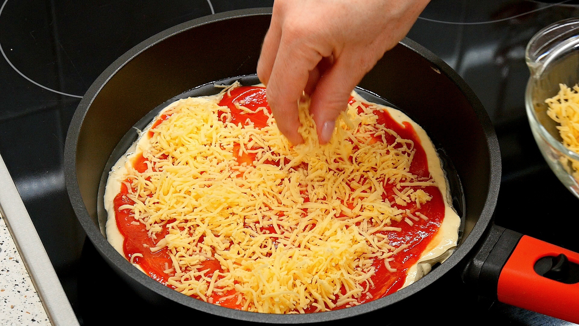 яичница пицца рецепт на сковороде фото 22