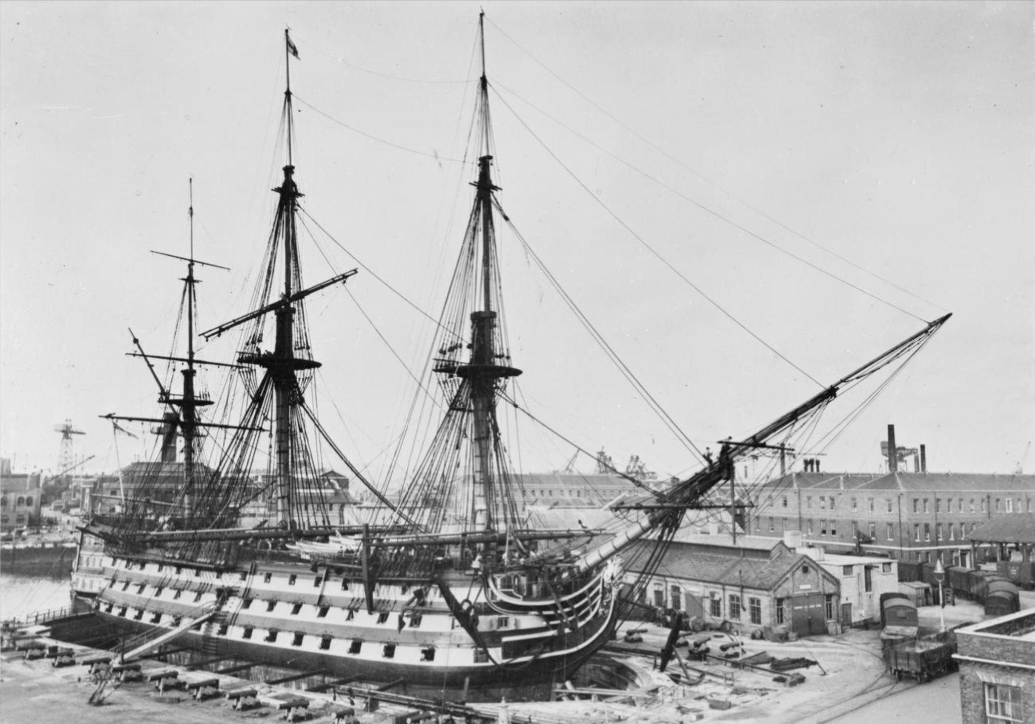 Battleship first rank HMS Victory (1765) at Portsmouth Dock, 28.08.1945 - Historical photo, Sailboat, Great Britain, Black and white photo, Museum, Fleet, Ship, Combat ships