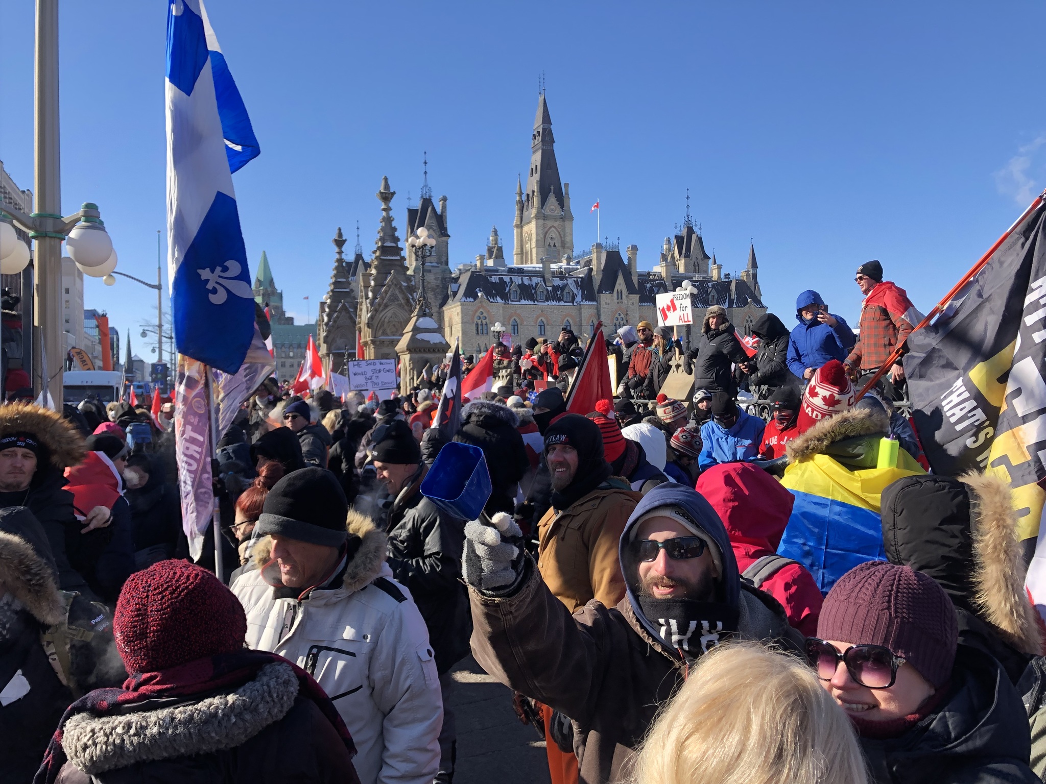 Canadian Truckers, Democracy and the Current Freedom Convoy 2022 Protest - My, Canada, Living abroad, Social networks, Truckers, Truck, Ottawa, Protest, Video, Longpost, Politics, Freedom convoy 2022, Trudeau, Justin Trudeau