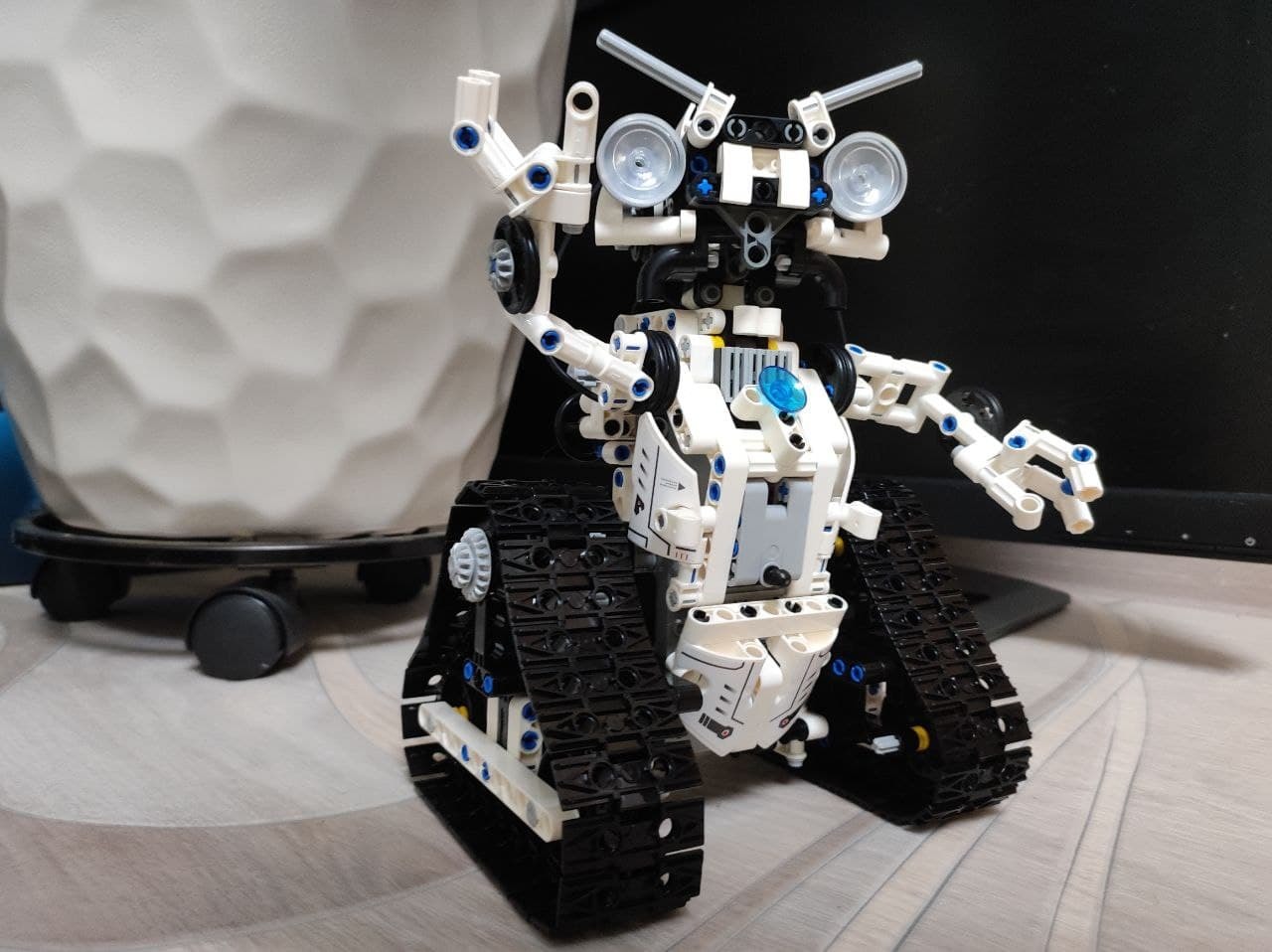 3 in 1 Robot by Mould King - My, Constructor, Hobby, Collection, Lego, Analogue, Nelego, Enthusiasm, Toys, Radio control, Radio controlled models, Robot, Lunar rover, Tanks, Turret, LEDs, Video, Longpost