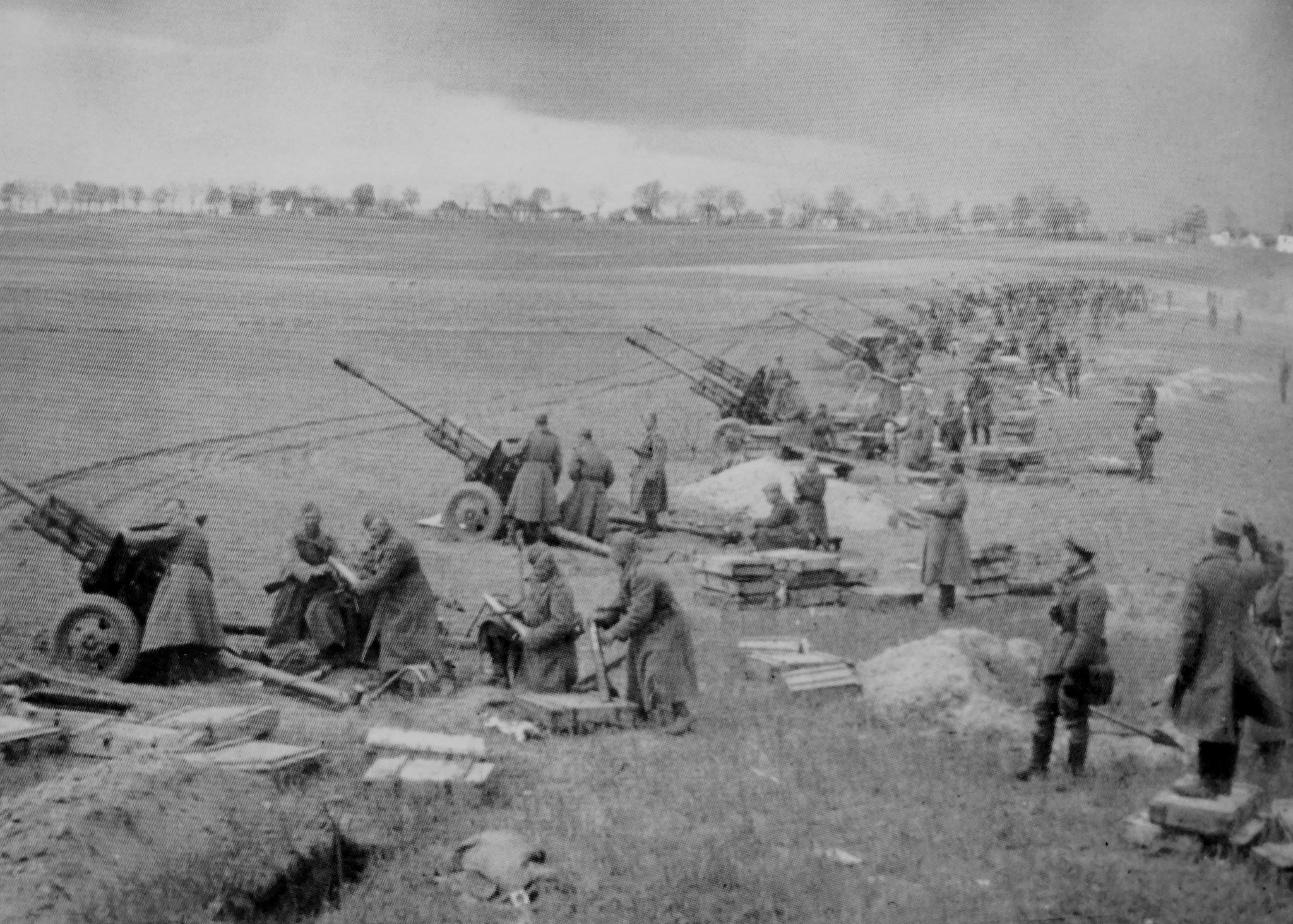 Exactly 80 years ago, one of the best artillery guns of the Second World War was adopted - the 76-mm divisional gun ZiS-3 - The Great Patriotic War, Zis-3, Artillery, Gunners, Historical photo, The Second World War, Longpost, On this day, Weapon of Victory