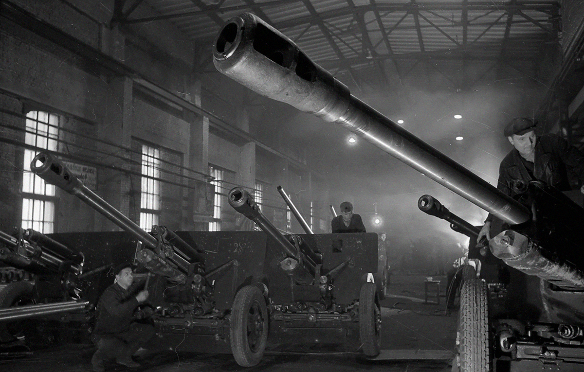Exactly 80 years ago, one of the best artillery guns of the Second World War was adopted - the 76-mm divisional gun ZiS-3 - The Great Patriotic War, Zis-3, Artillery, Gunners, Historical photo, The Second World War, Longpost, On this day, Weapon of Victory