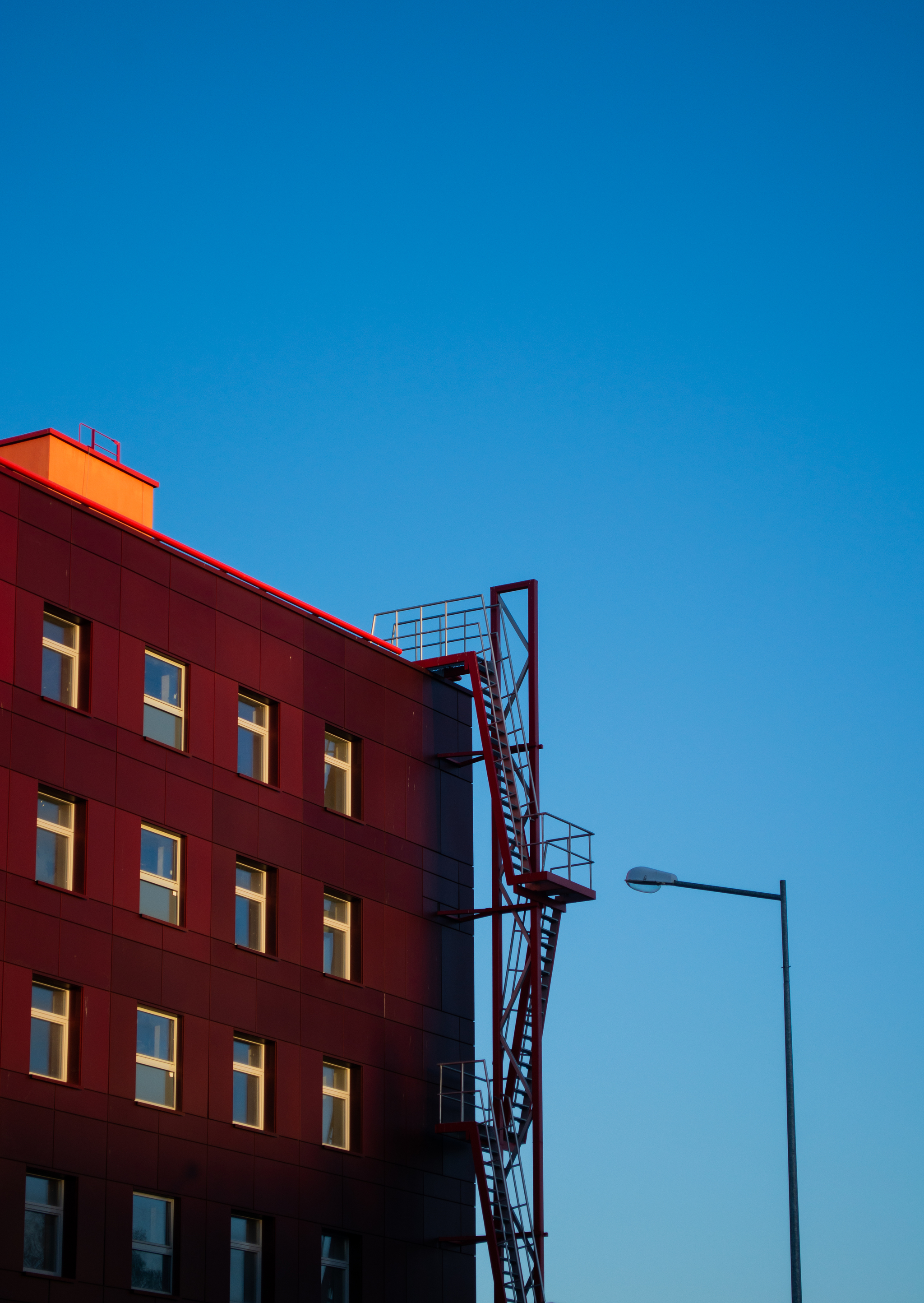 Architectural - My, Nikon, Sky, Architecture, Minsk, Republic of Belarus, The photo, Geometry, Minimalism, Town, Building, Red, Longpost