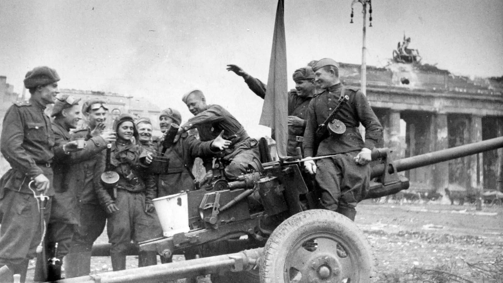 Exactly 80 years ago, one of the best artillery guns of the Second World War was adopted - the 76-mm divisional gun ZiS-3 - The Great Patriotic War, Zis-3, Artillery, Gunners, Historical photo, The Second World War, Longpost, On this day, Weapon of Victory