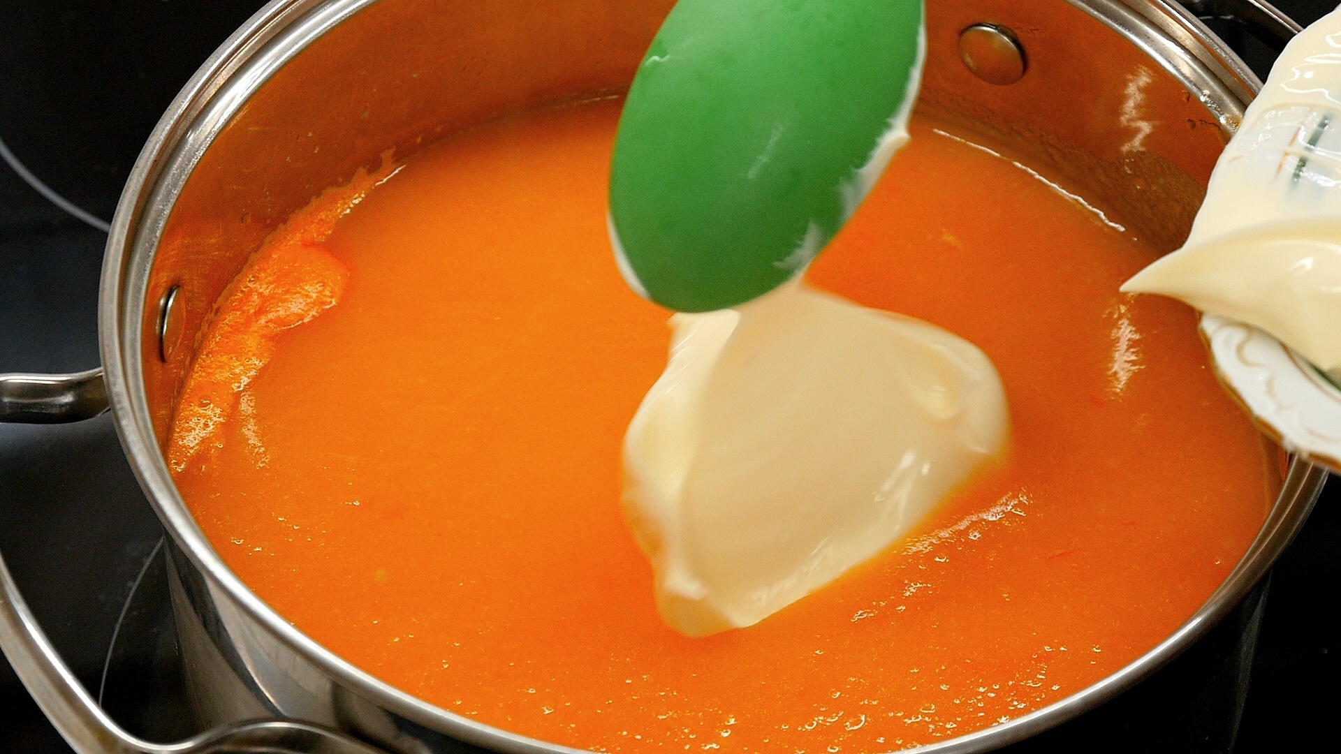 247. The laziest soup on our channel: of the most affordable vegetables, with processed cheese - My, Rumkin, Food, Preparation, Recipe, Soup, Puree Soup, Cheese soup, Video, Longpost
