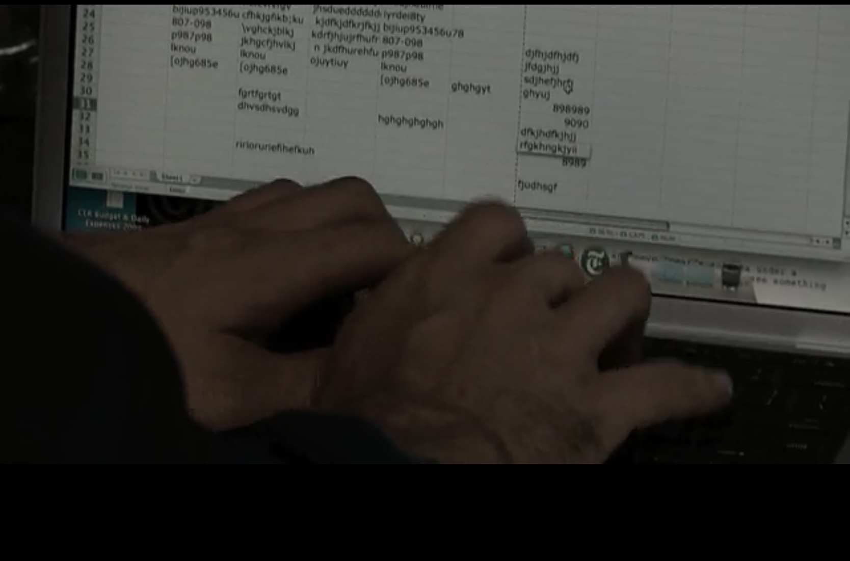 FBI agent hacking an atomic bomb in the movie Unthinkable - Hackers, Absurd, Kinolyap, excel tables