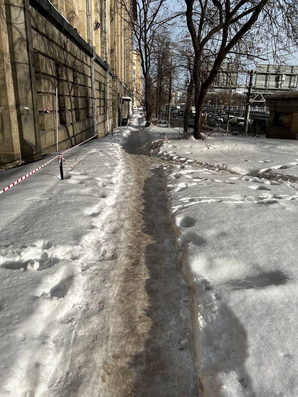 Why don't you love yourself or how to make utilities work! - My, Moscow, Utility services, Snow removal, Negligence, Longpost