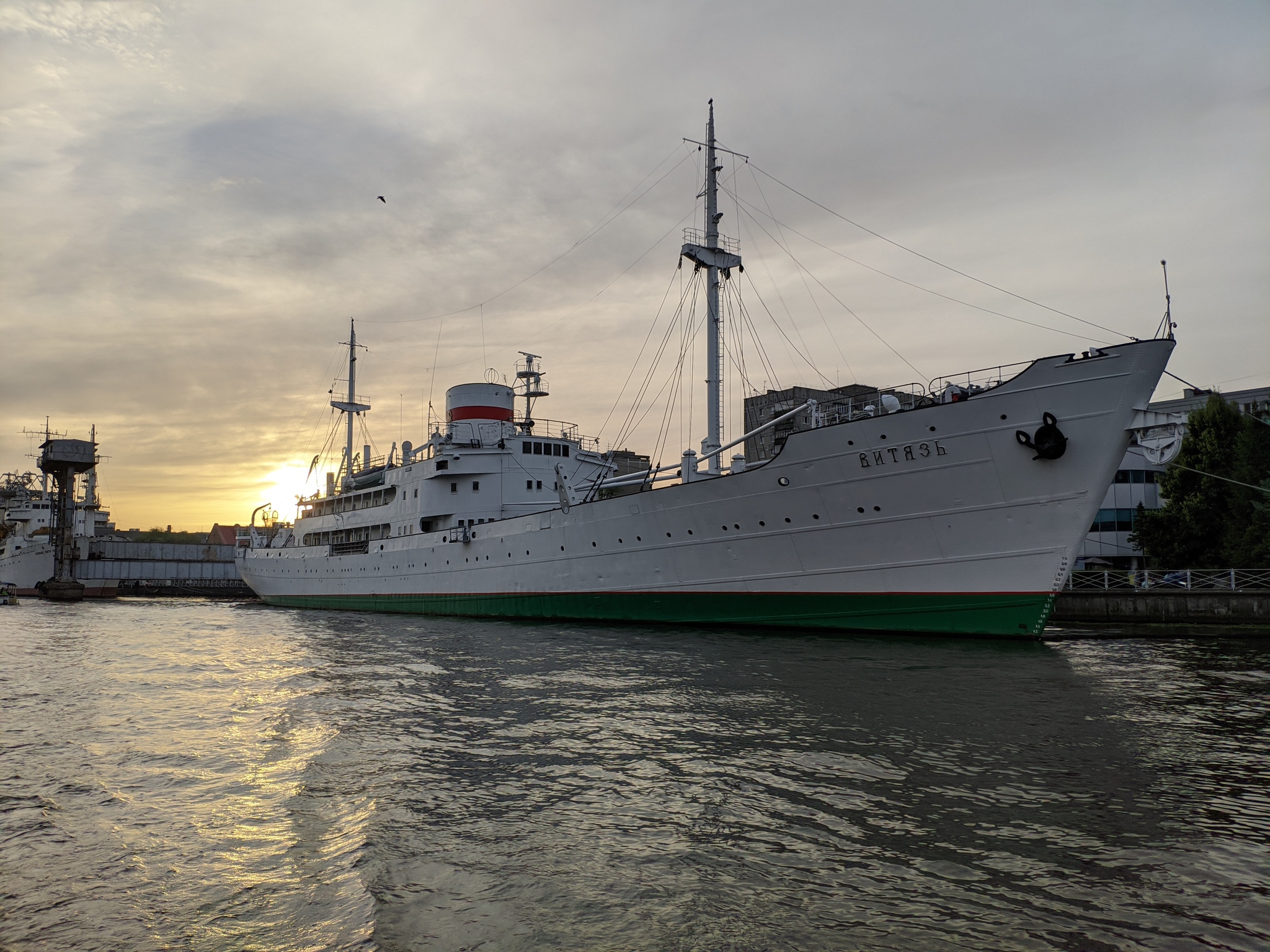 Response to the post Kaliningrad, Museum of the World Ocean - My, The photo, Russia, Kaliningrad, Town, Museum, Ship, Mobile photography, sights, Reply to post, Longpost