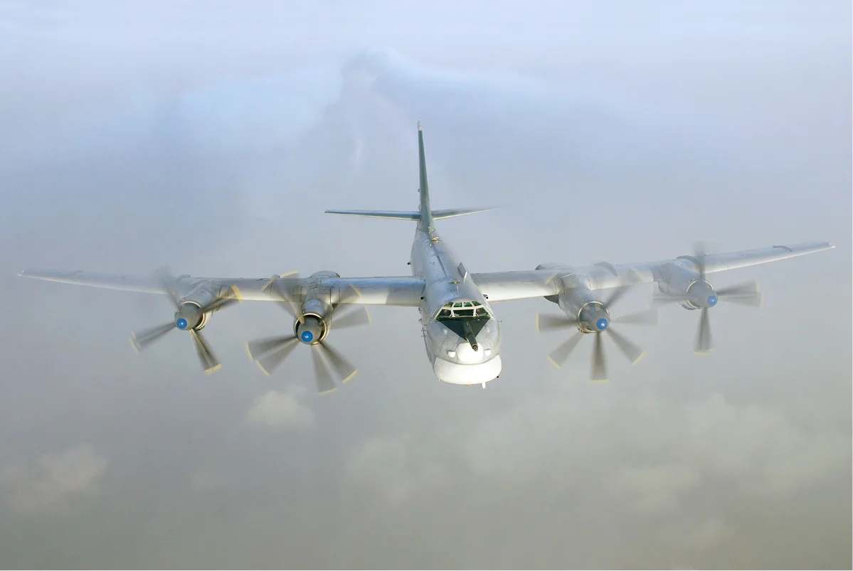 Tu-95 - the storm of the United States, the horror of the barmales - Aviation, Airplane, Tu-95, the USSR, Military, Cold war, Yandex Zen, Video, Longpost