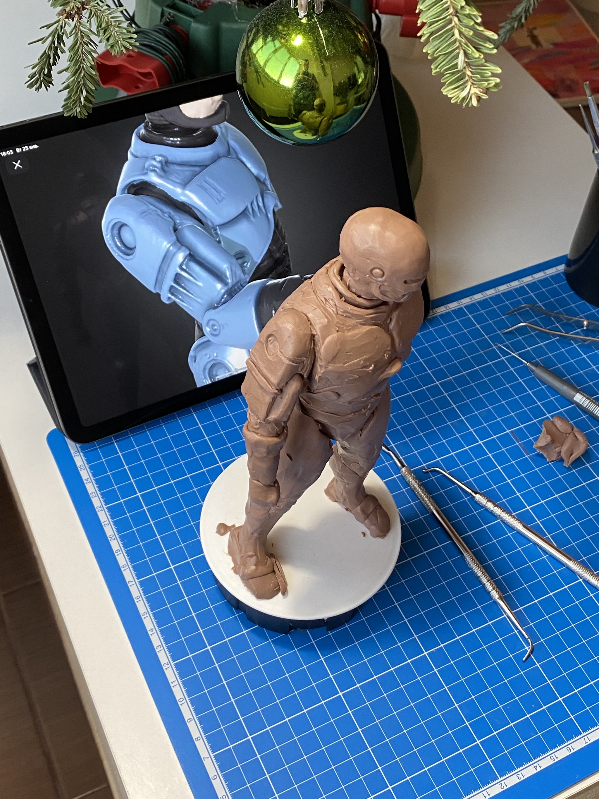 First successes in sculpting figurines - My, Sculpture, Лепка, Robocop, Figurines, Collecting, Longpost