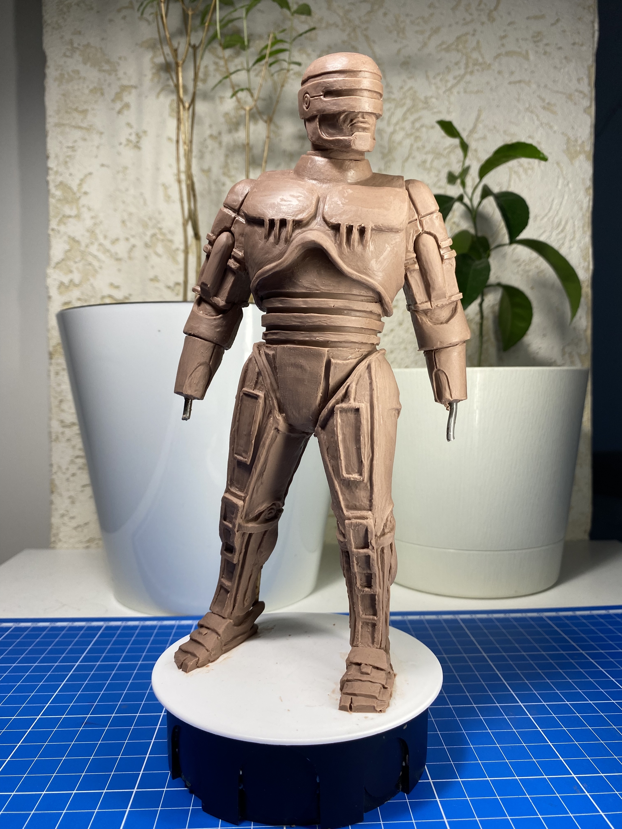 First successes in sculpting figurines - My, Sculpture, Лепка, Robocop, Figurines, Collecting, Longpost