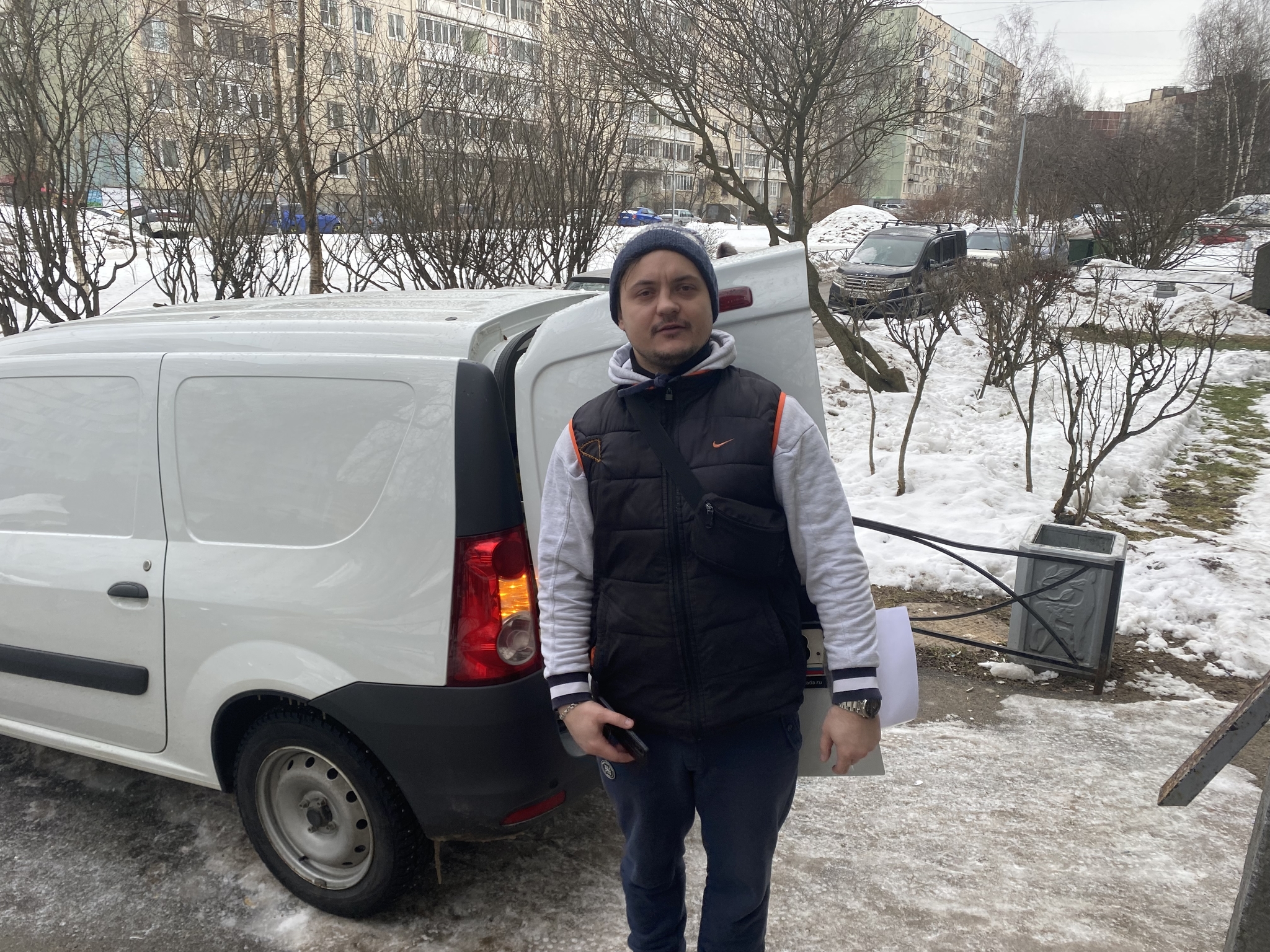 Unloading in the entrance - My, Неправильная парковка, Saint Petersburg, Negative, Longpost