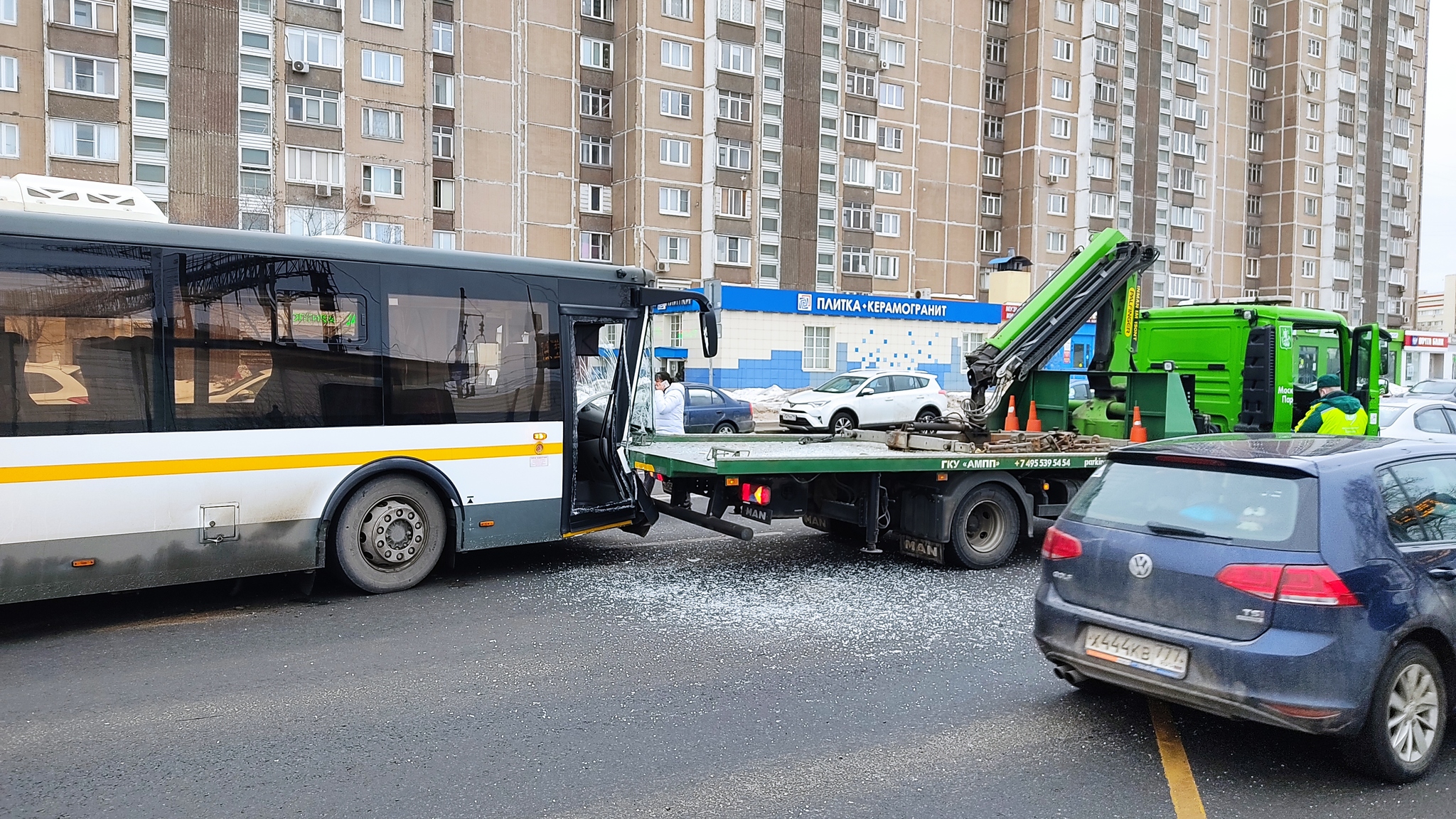 Someone fucking gets the right... - My, Road accident, Tow truck, Training Machine