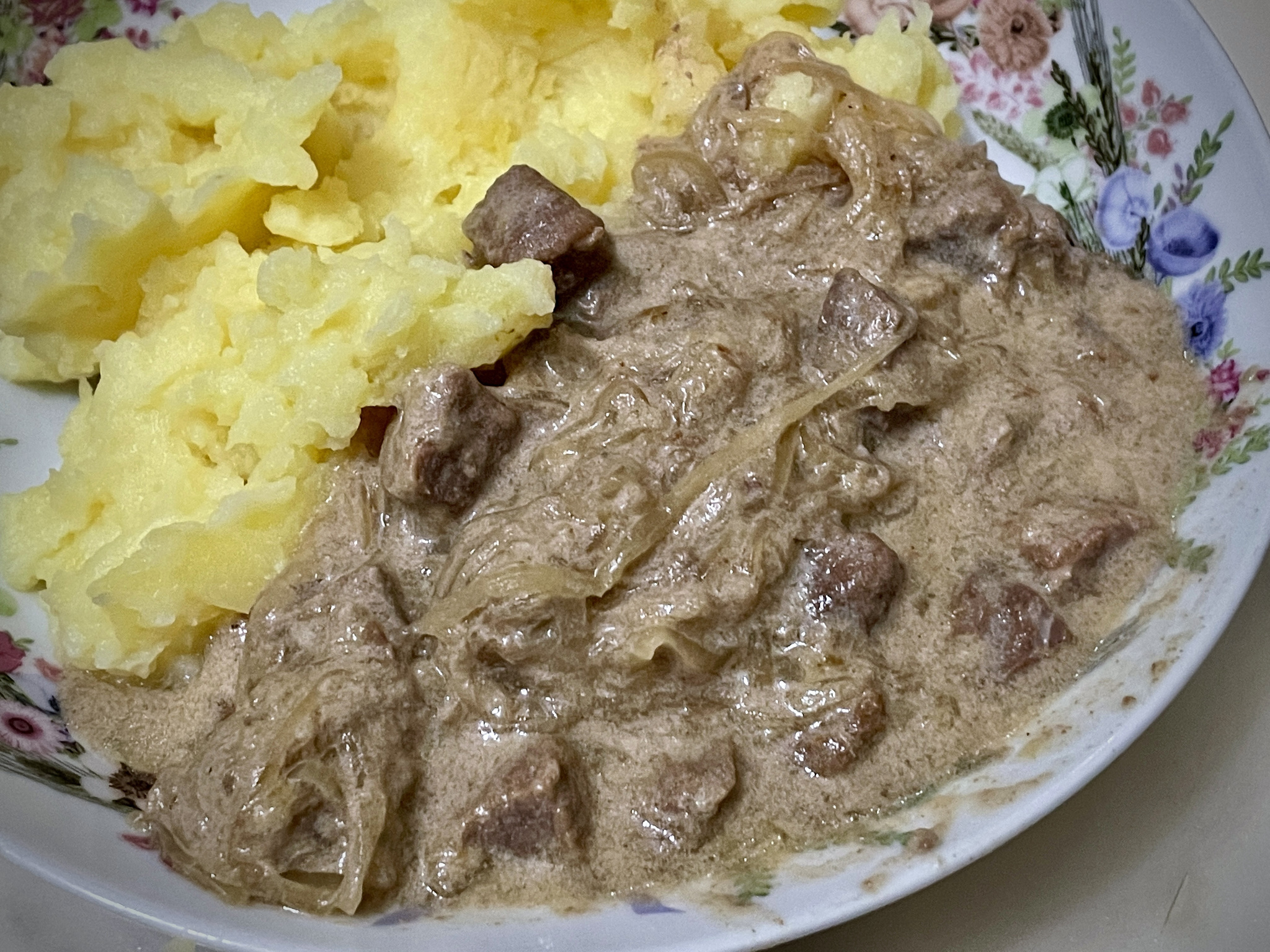 Beef in onion and mustard sauce - My, Food, Recipe, Beef, Meat, Onion, Mustard, Cooking, Dinner, Longpost