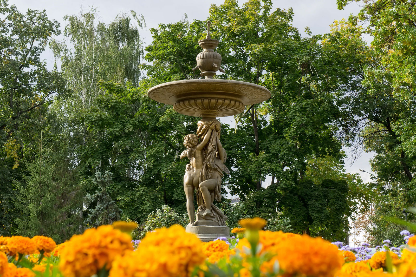 Fountain of the XIX century in the form of amurs Lenin garden (formerly Nikolaevsky Garden, from 1899 to 1924 - Pushkin Garden) - Kazan, Architecture, Town, Fountain, Monument, Kzn, Old man, Longpost