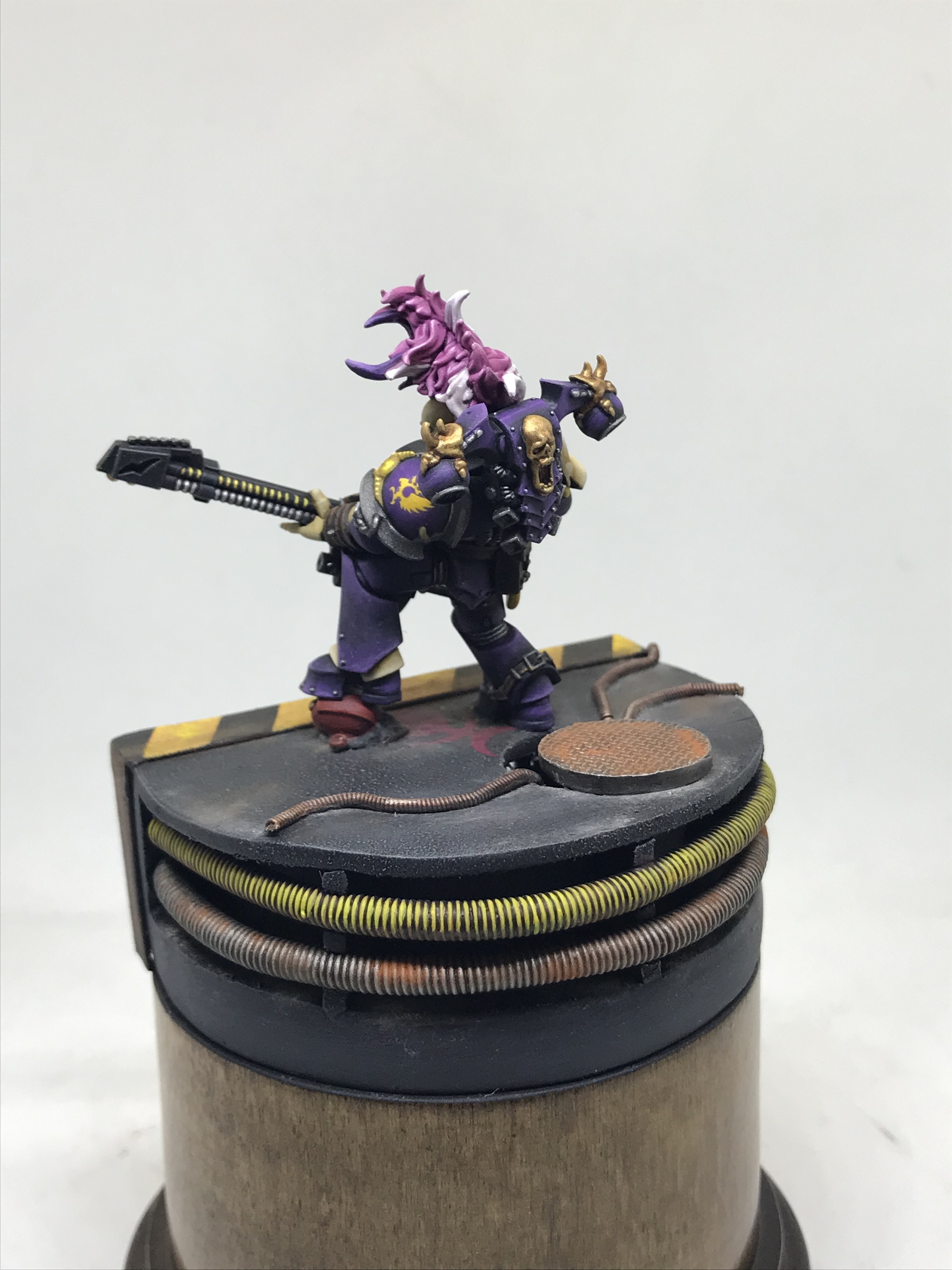 Amateur painting of miniatures. Warhammer 40 000. Noise Marine - My, Painting miniatures, Miniature, Adeptus Astartes, Warhammer, Warhammer 40k, Chaos space marines, Noise marine, Longpost, 