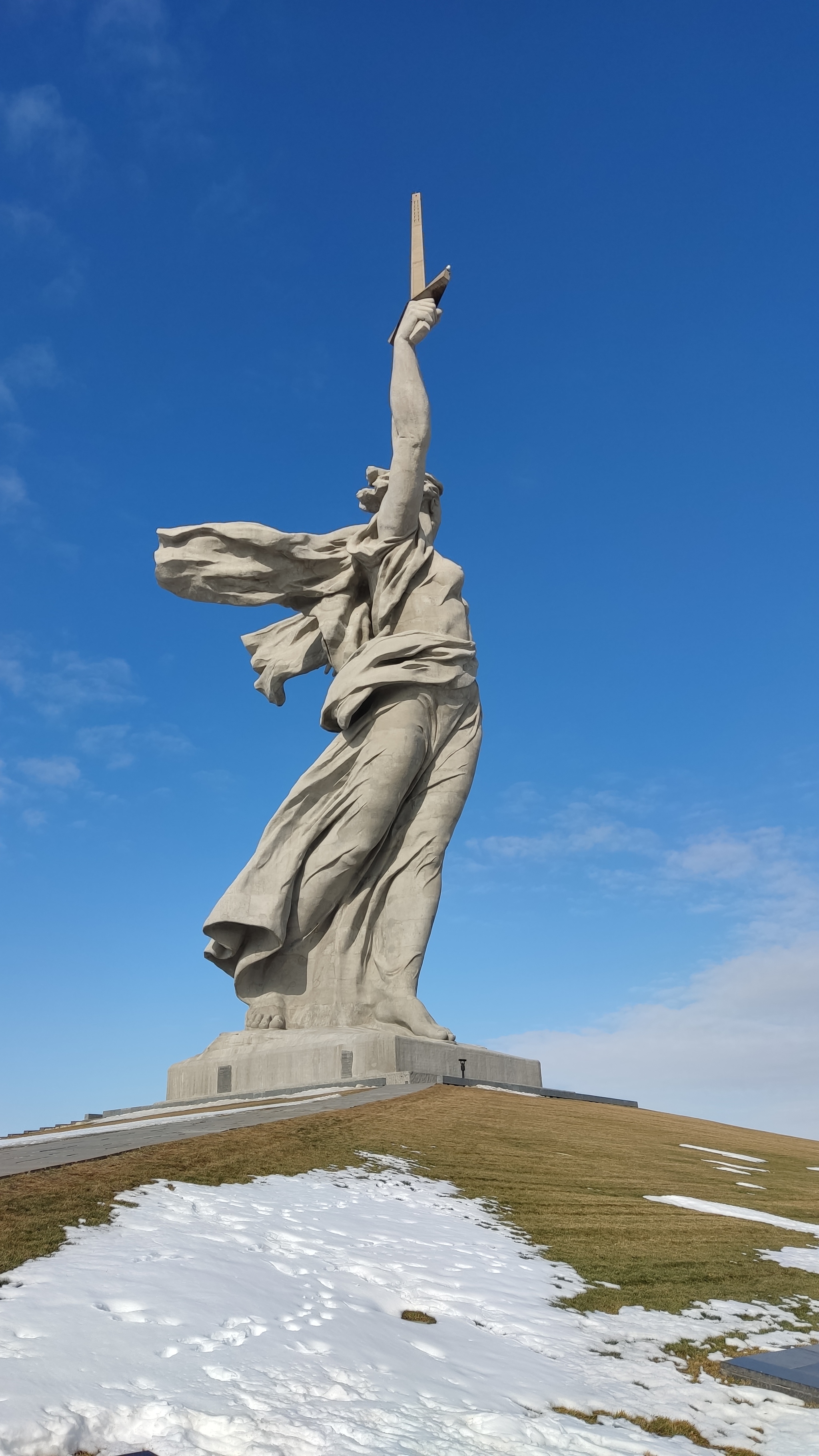 Eternal Call! - My, Homeland, Motherland, Block, Volgograd, Mamaev kurgan, Russia, Architectural monument, Power, Spirit, Mobile photography, Longpost, 