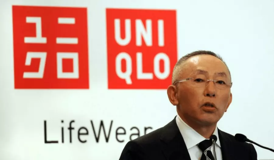 Real business is beyond politics. UNIQLO - Businessmen, Sanctions, Economy, 