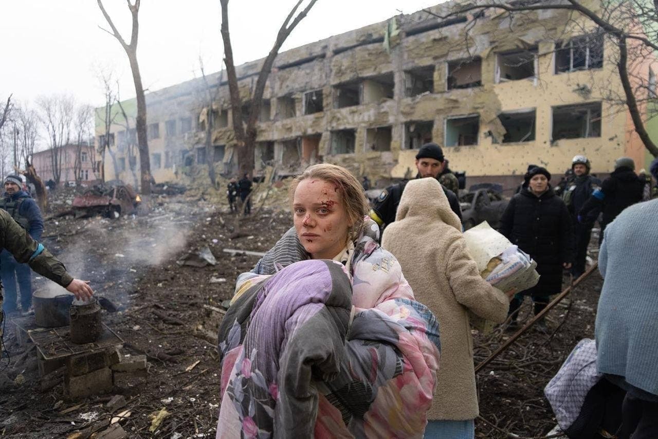 Под обломками: Учет жертв и разрушений в Мариуполе