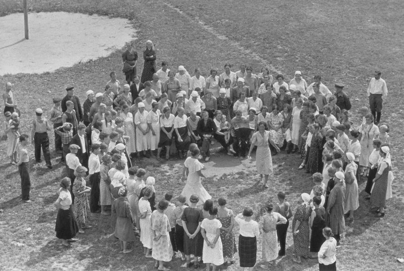 американские танцы 1940-х годов. пляска 1940 годы. танцы 1940 годов. танцы 1940 годов. 42 улица фильм 1933.