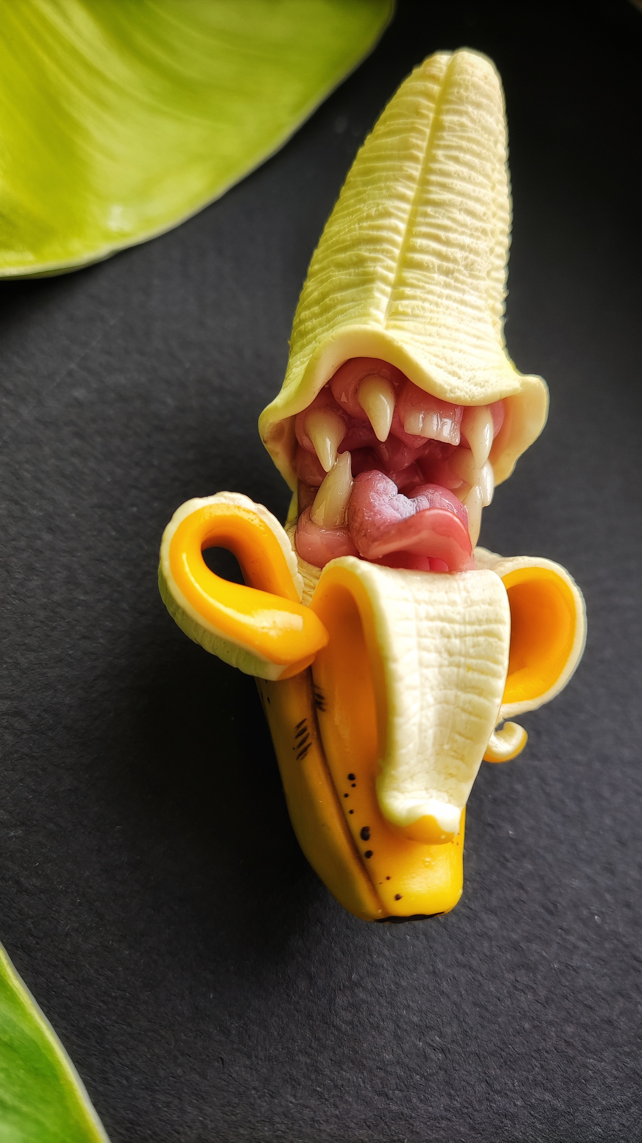 Predatory banana - My, Handmade, Polymer clay, Banana, Brooch, Kripota, Horror, Horror, Teeth, Video, Vertical video, Longpost, Needlework without process, 