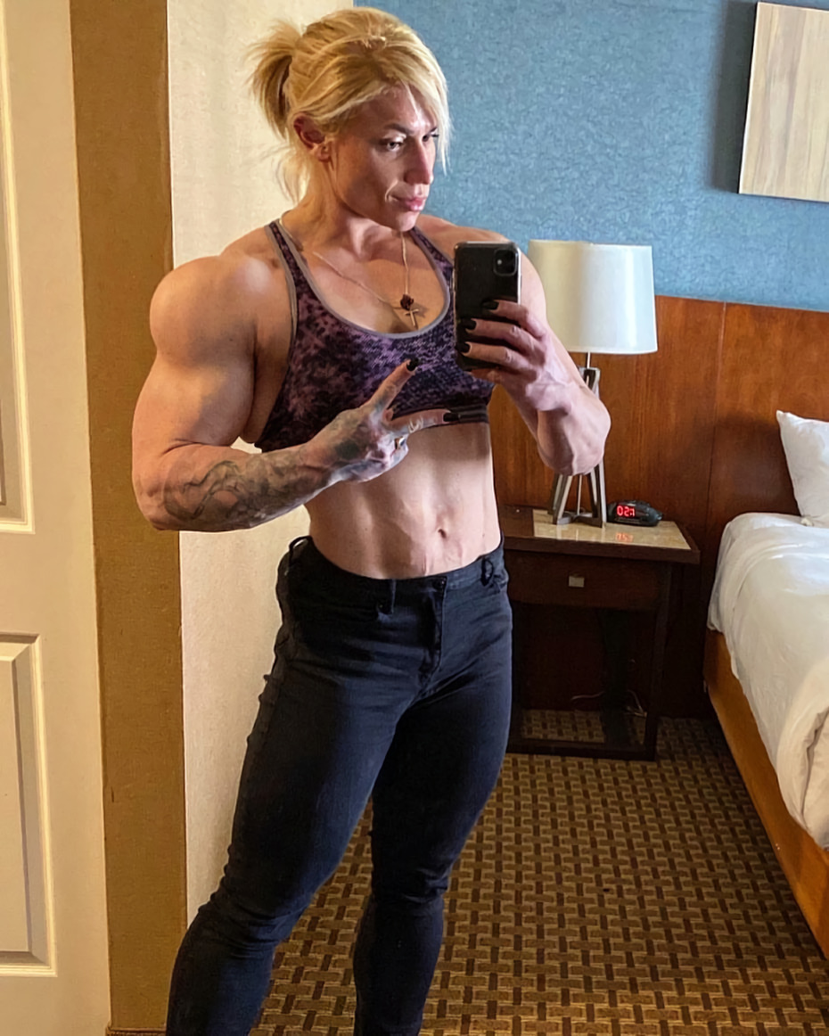 Julia Fory - NSFW, Strong girl, Sleep-Sleep, Extreme muscles, Girls, The photo, Body-building, Bodybuilders, Sports girls, Video, Soundless, Vertical video, Longpost, Julia Fory, 