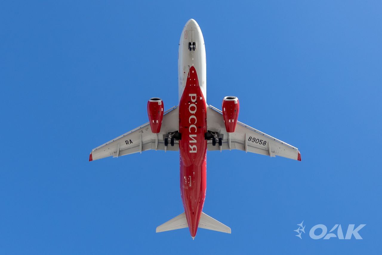 Spring. Sheremetyevo. Spotting. Superjets - Sheremetyevo, Spotting, Sukhoi Superjet 100, Longpost, 