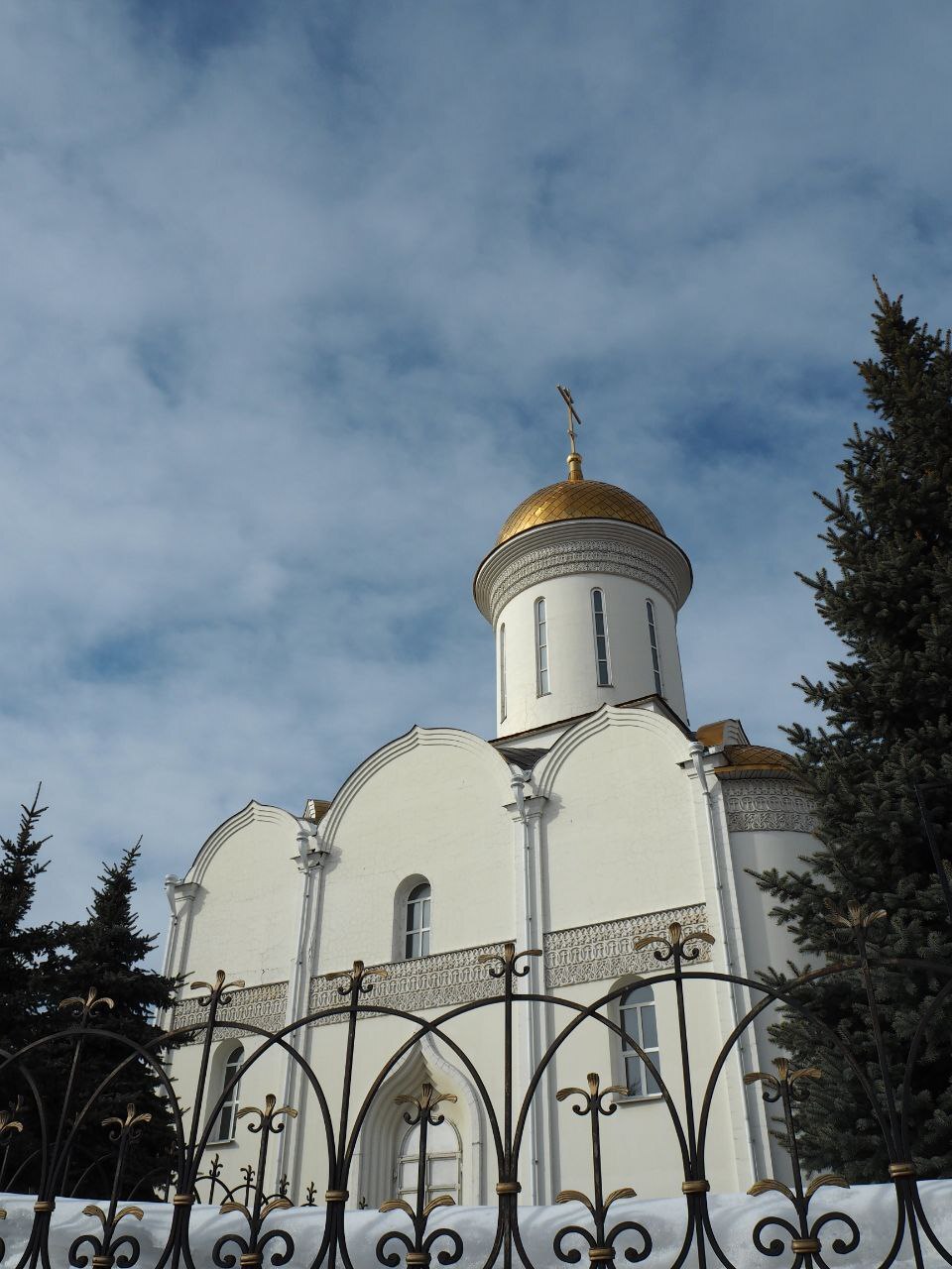 Zilant Monastery (Arkhangelsky Pereulok, 1) - Monument, Architecture, sights, Temple, Town, Church, Kazan, Architectural monument, Architect, Monastery, Old man, White, Spring, Walk, City walk, Cards, Painting, Longpost, 