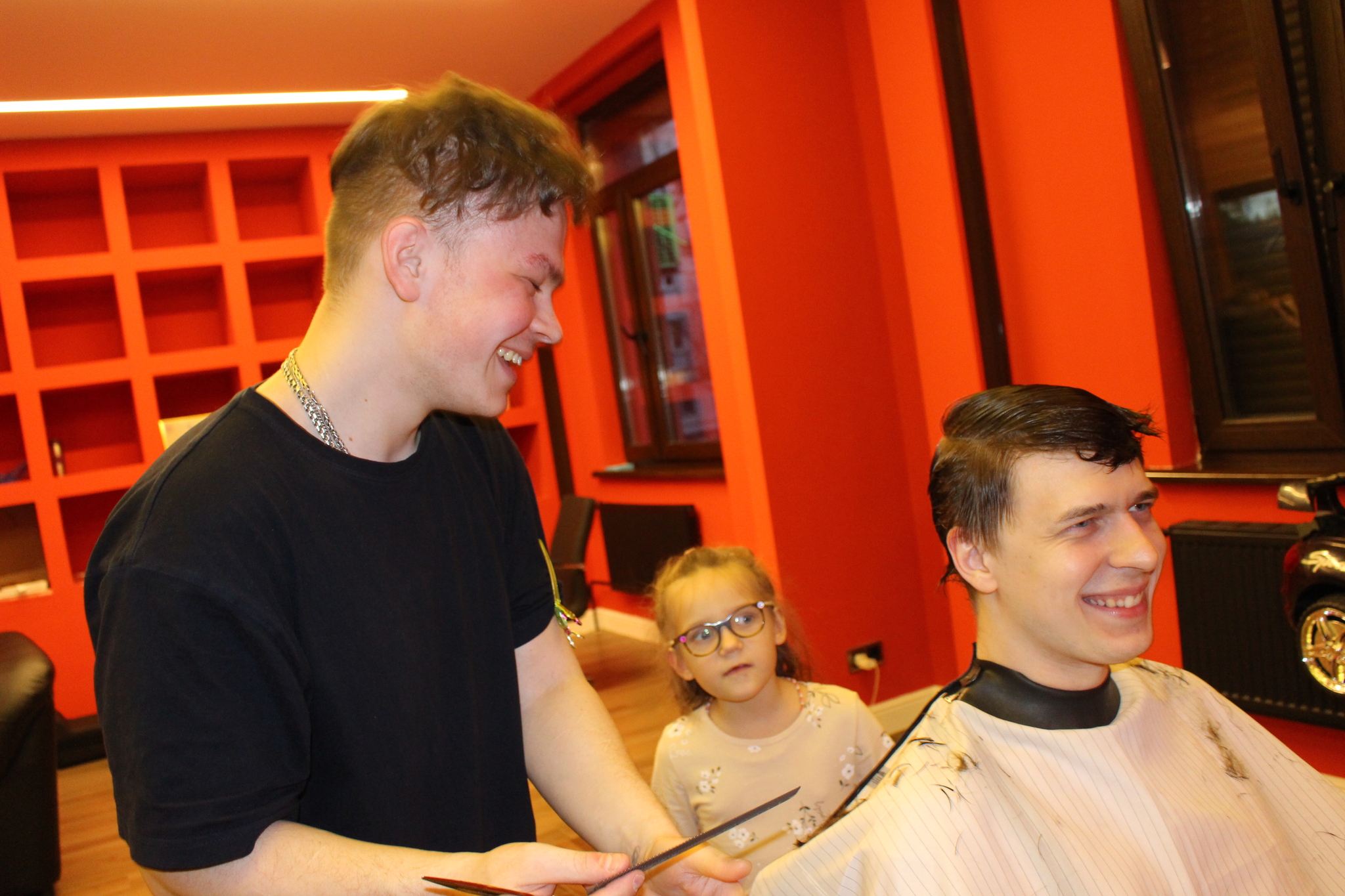 Free haircuts. Report - My, Dobrovspyshka, Moscow, Is free, The strength of the Peekaboo, Gratitude, Стрижка, Autistic Disorders, The hairdresser, Children, Longpost, 