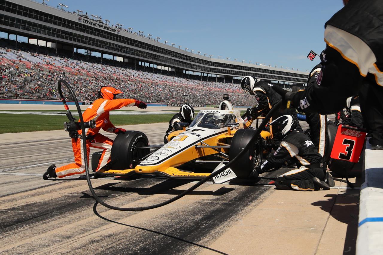 Судьбу победы на втором этапе IndyCar решил последний круг и 0,07 с | Пикабу