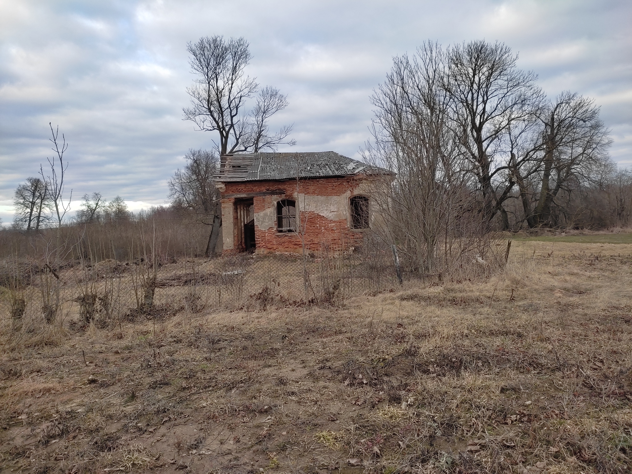 Homestead | Chapel-tomb of the Moravians in Zausie | XVIII century - My, Republic of Belarus, Nesvizh, Manor, Chapel, Tomb, Video, Youtube, Longpost, 