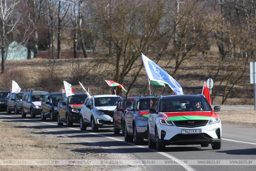 22 марта в Беларуси сожжение Хатыни было помянуто автопробегами и митингами Зa единую Беларусь! За Хатынь! - Республика Беларусь, Хатынь, Автопробег, Патриотизм, Великая Отечественная война, Политика, Видео, Без звука, Длиннопост, 